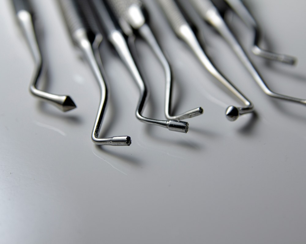 Hirurgija i implanti — Sano Dental & Aesthetic, Kragujevac